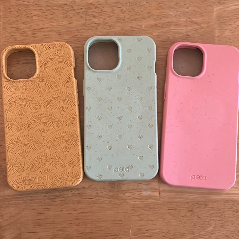 3 Pela iPhone 14 cases with MagSafe module
